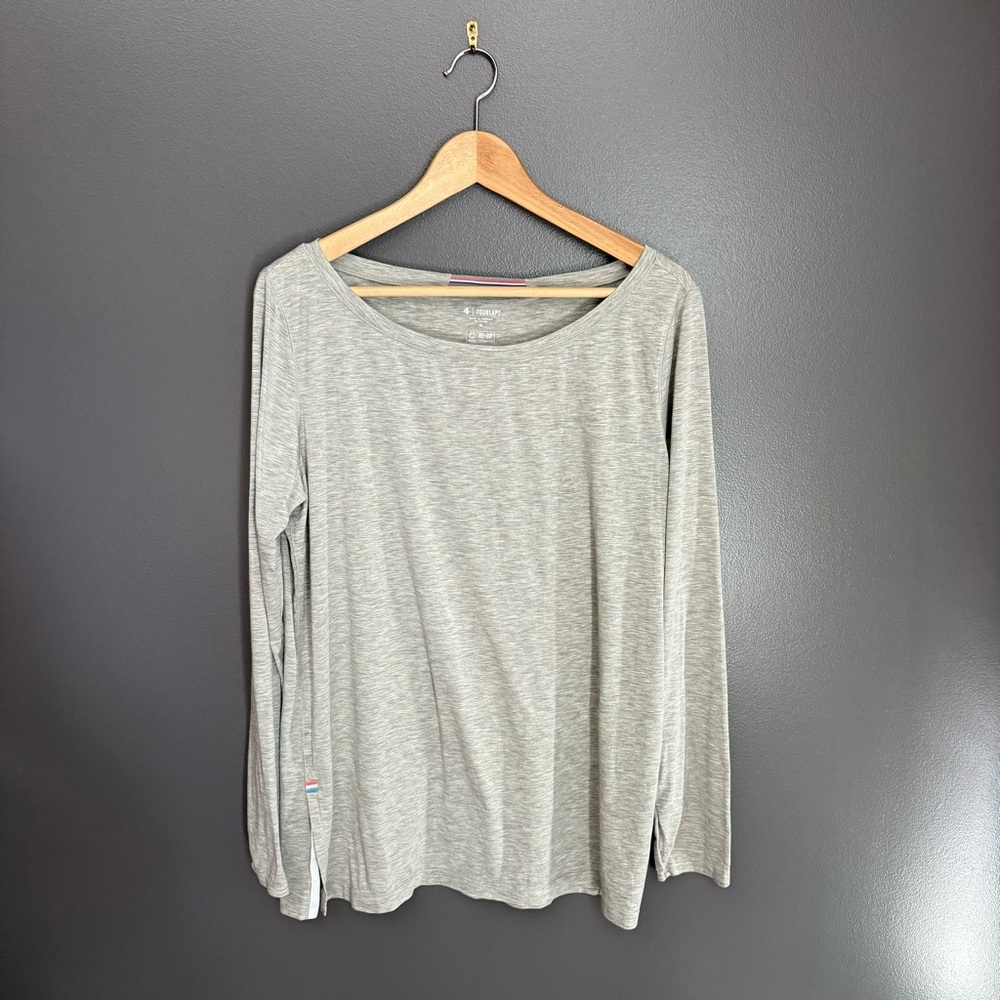 Four Laps Women Long Sleeve Gray Performance Tee Size Medium